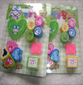 เครื่องเขียนสุดเก๋ Stamps รูปหัวใจ