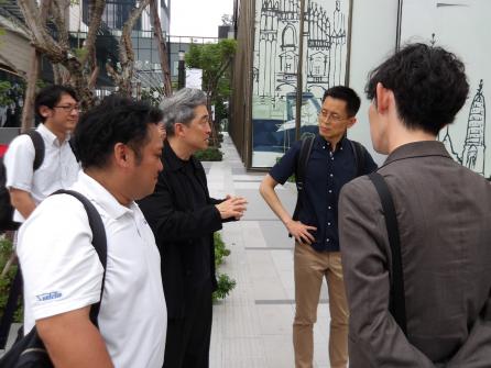 ซันโพลและฮิงาโนะเข้าประชุมกับเฟรเซอร์ส พร็อพเพอร์ตี้ ณ วันแบงค็อก พร้อมเยี่ยมชมโรงงานยูโรเปี้ยน แฟลกโพล