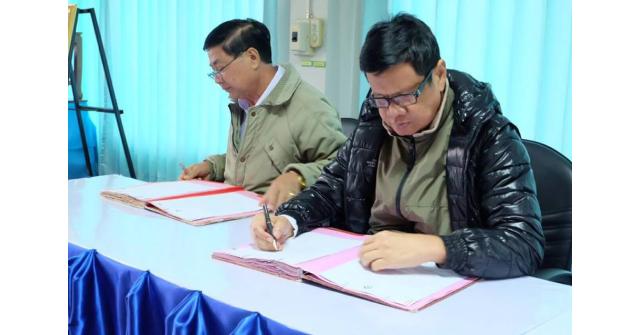 กกจ.สพม. ร่วมลงนามสัญญาเงินกู้กับนายกเทศมนตรีตำบลสันมะเค็ด อ.พาน จ.เชียงราย