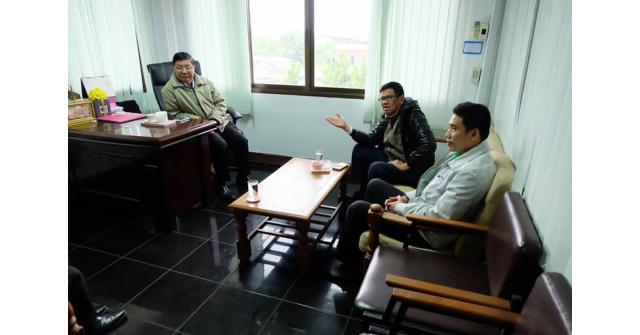 กกจ.สพม. ร่วมลงนามสัญญาเงินกู้กับนายกเทศมนตรีตำบลสันมะเค็ด อ.พาน จ.เชียงราย
